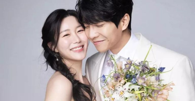 lee seung gi lee da in welcome their first child